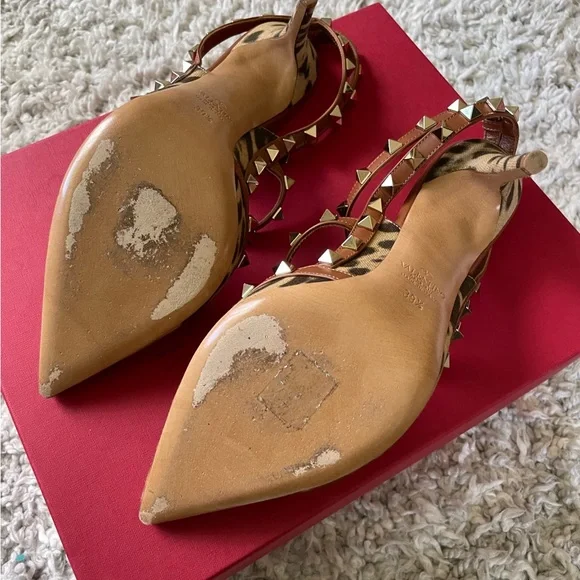 Valentino Leopard Print Rockstud Ankle Strap Heels / 39.5 - Picture 4 of 4